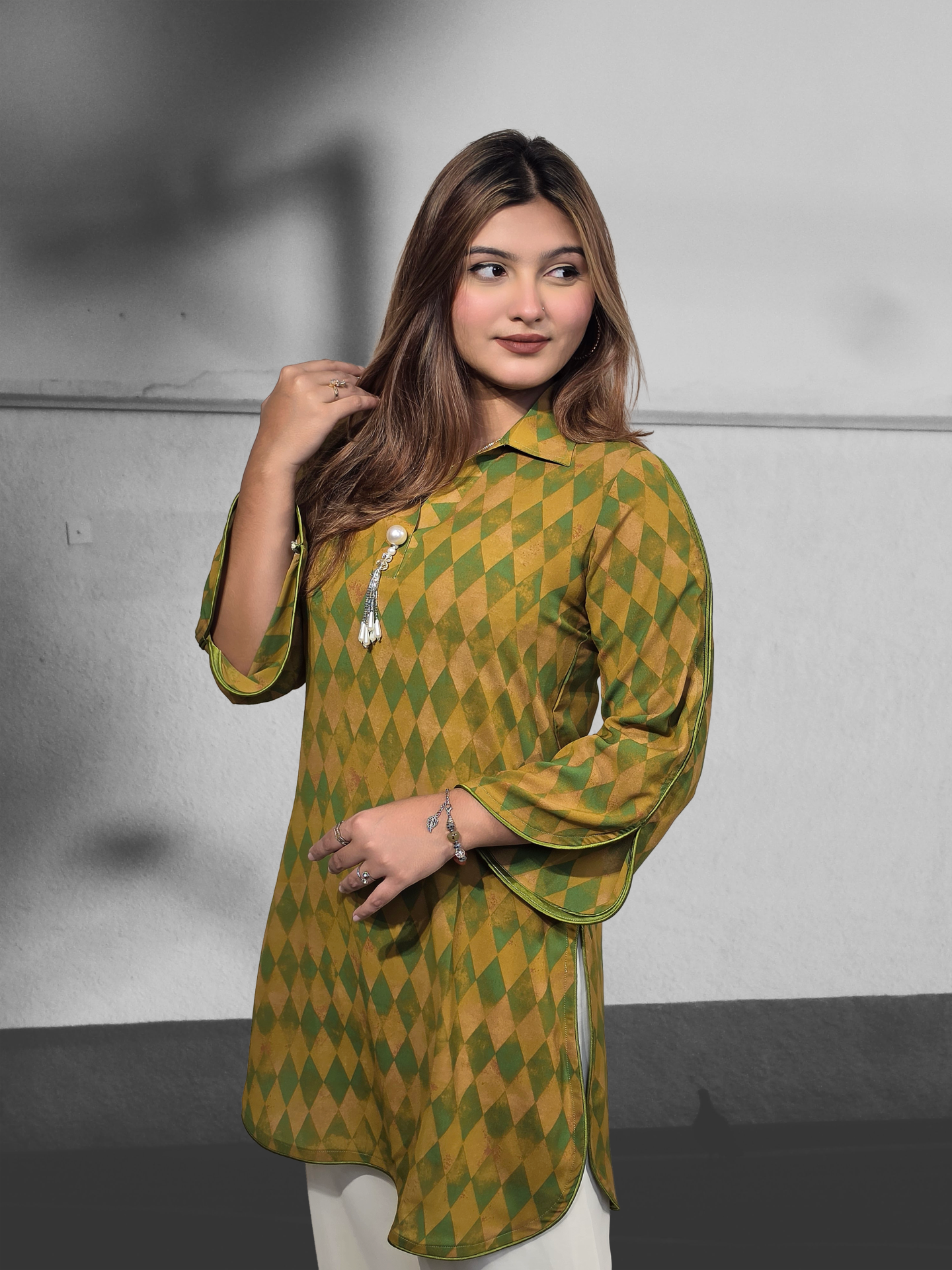 Elegant Geometric Kabli Cut Georgette kurti - Image 2